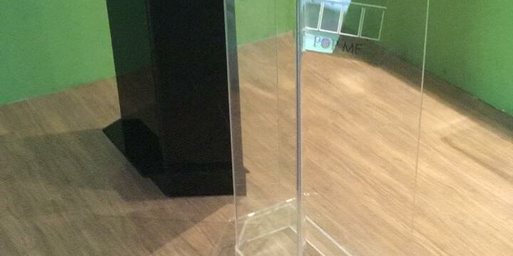 púlpitos em acrílico