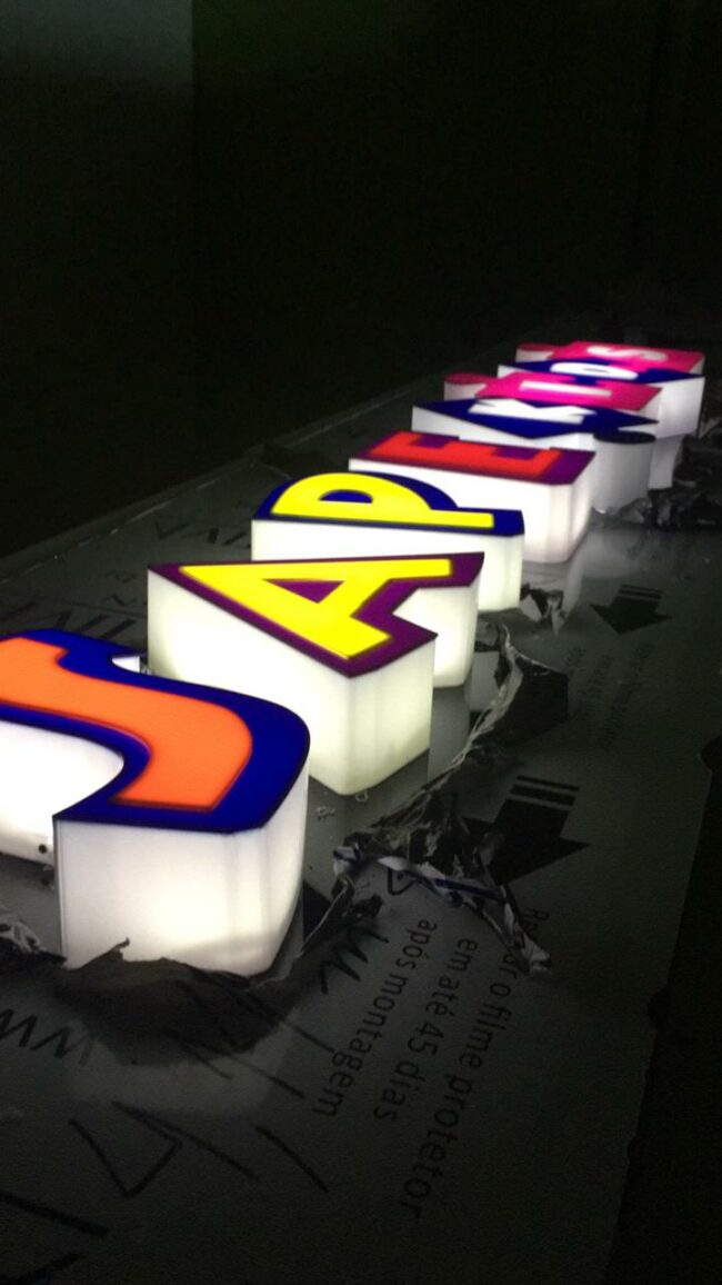 letras caixa com led